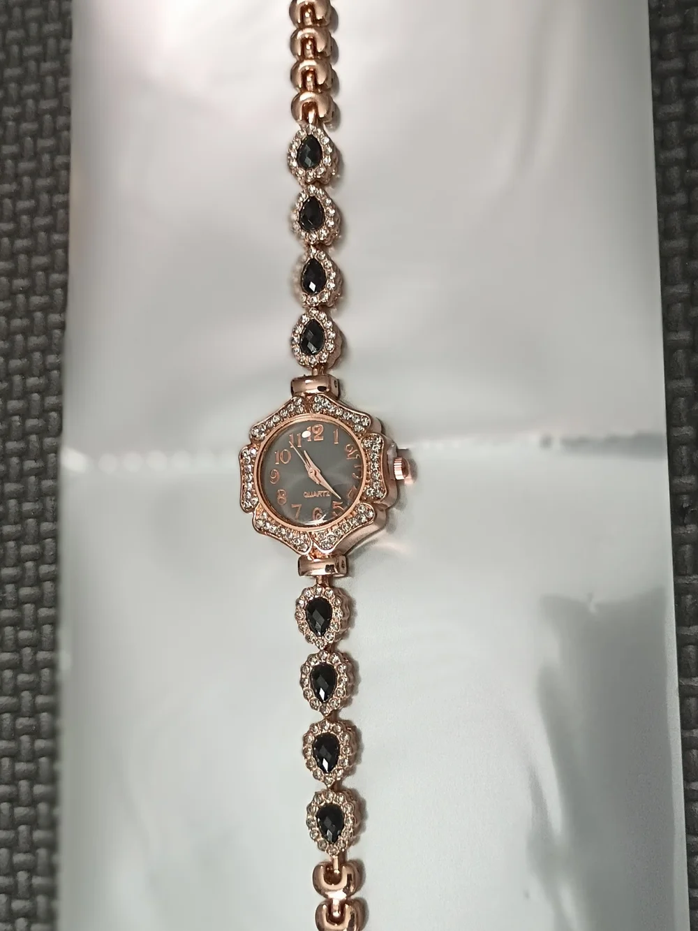 Elegant Gold Bracelet Watch with Black Gem Accents - Women Accessories